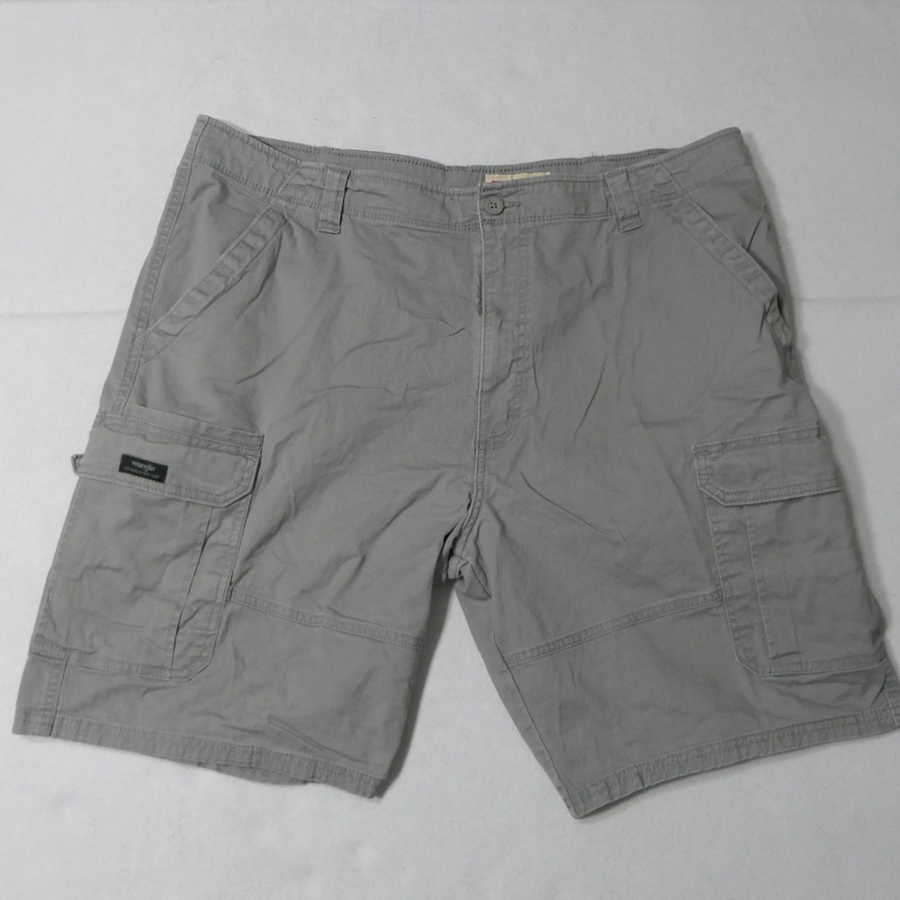 Wrangler Mens Cargo Shorts 40 Gray All Terrain Gear Canvas Workwear Outdoor